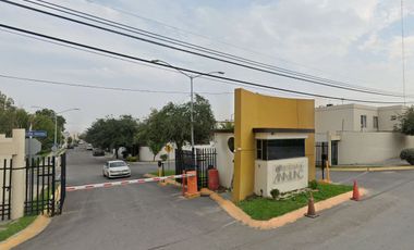 Hermosa y amplia casa en remate en  Reserva de Anáhuac, San Nicolás de los Garza García. Nuevo León!