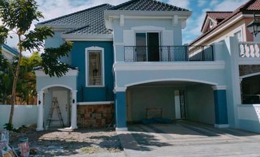 3 BEDROOMS WITH INDIVIDUAL TOILET AND BATH, BRAND NEW HOUSE AND LOT FOR SALE IN VERSAILLES ALABANG