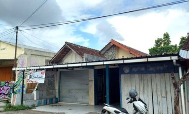 Tanah Strategis Bonus Bangunan dekat Kampus PGRI Sonosewu