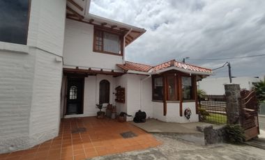 VENTA HERMOSA CASA EN URBANIZACIÓN SAN GERMÁN