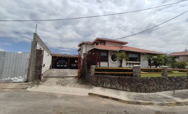 VENTA HERMOSA CASA EN URBANIZACIÓN SAN GERMÁN