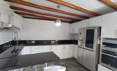 VENTA HERMOSA CASA EN URBANIZACIÓN SAN GERMÁN