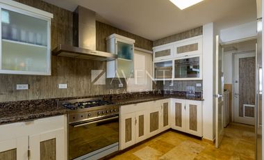 Casa amueblada en Venta, Isla Dorada Residencial, Cancún Quintana Roo.
