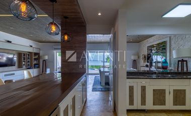 Casa amueblada en Venta, Isla Dorada Residencial, Cancún Quintana Roo.