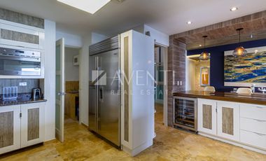 Casa amueblada en Venta, Isla Dorada Residencial, Cancún Quintana Roo.