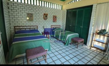 A38 Villa una sola planta, alberca propia 2 recamaras Ixtapa