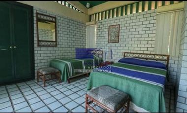 A38 Villa una sola planta, alberca propia 2 recamaras Ixtapa