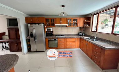 Oportunidad de inversión en casa Rentera, Sector Ricaurte C997