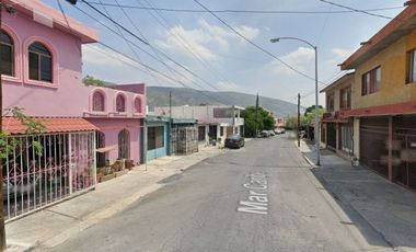 Inversión Segura y Rentable en Bienes Raíces, Casa en Col. Loma Linda, Monterrey N.L.