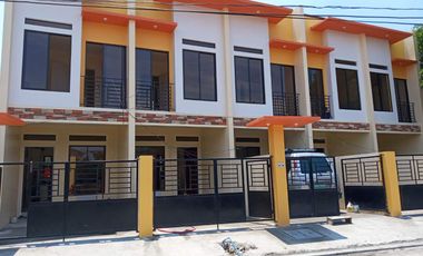 Town house for sale in Fourth estate Paranaque