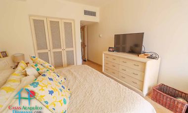 Vive el lujo frente al mar en Club Playamar I: comodidad, estilo y acceso directo a la playa