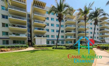 Vive el lujo frente al mar en Club Playamar I: comodidad, estilo y acceso directo a la playa