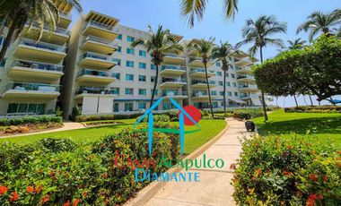 Vive el lujo frente al mar en Club Playamar I: comodidad, estilo y acceso directo a la playa