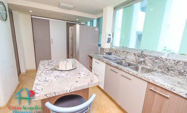 Vive el lujo frente al mar en Club Playamar I: comodidad, estilo y acceso directo a la playa