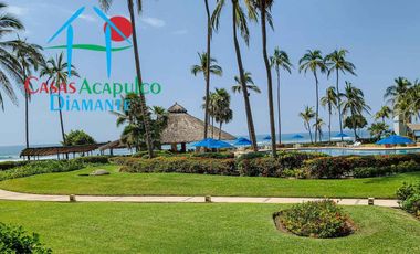 Vive el lujo frente al mar en Club Playamar I: comodidad, estilo y acceso directo a la playa