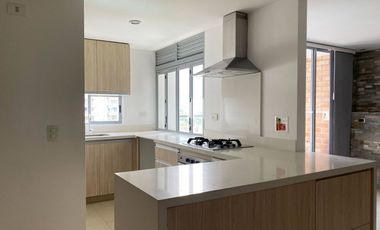 PR21387 Apartamento en arriendo en el sector Las Brujas