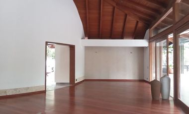 PR19154 Casa Comercial en arriendo en el sector El Esmeraldal