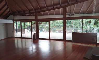 PR19154 Casa Comercial en arriendo en el sector El Esmeraldal