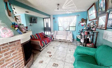 CASA EN VENTA 5 RECAMARAS CON CHIMENEA 3 ESTACIONAMIENTOS EN ZIMAPAN TEOLOYUCAN