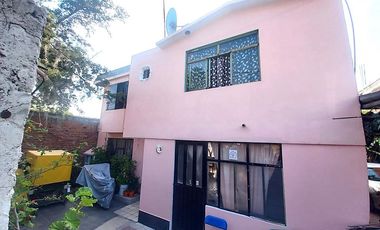 CASA EN VENTA 5 RECAMARAS CON CHIMENEA 3 ESTACIONAMIENTOS EN ZIMAPAN TEOLOYUCAN