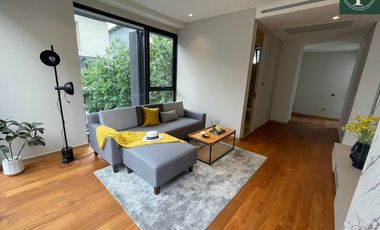 A beautiful 4 bedrooms single house with fully furnished for sale at Urban Reserve Motorway-Rama 9