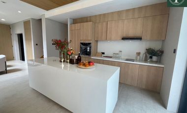A beautiful 4 bedrooms single house with fully furnished for sale at Urban Reserve Motorway-Rama 9