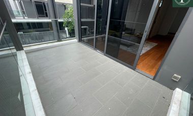A beautiful 4 bedrooms single house with fully furnished for sale at Urban Reserve Motorway-Rama 9