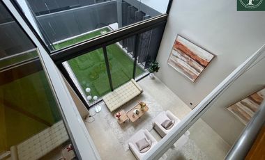 A beautiful 4 bedrooms single house with fully furnished for sale at Urban Reserve Motorway-Rama 9