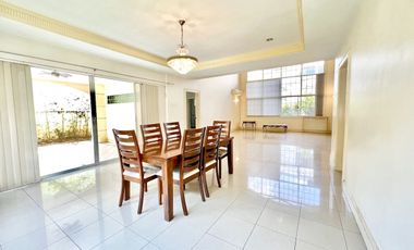 4 Bedroom Unfurnished House with Pool in North Town