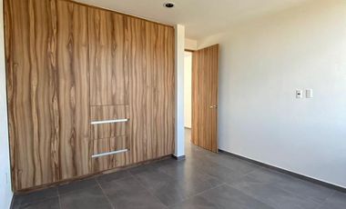 CASA EN VENTA NUEVA TARAY ROYAL