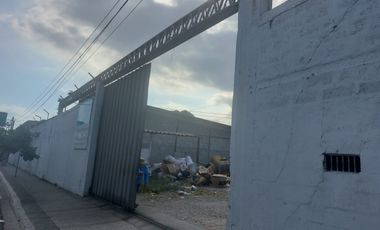 Galpón de alquiler en Complejo de Bodegas, Ave Barcelona, 422 m2.