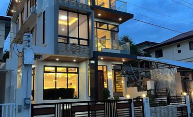 FOR SALE BRAND NEW 3 STOREY HOUSE OVERLOOKING TALISAY CITY CEBU