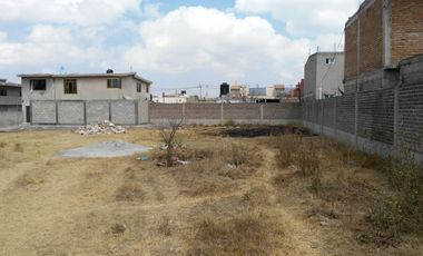 VENTA dos lotes juntos, planos, con acceso a calle