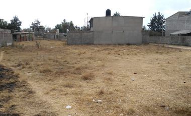 VENTA dos lotes juntos, planos, con acceso a calle