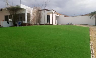 Se Vende Granja En Chihuahua, En Granjas Universitarias, Con Alberca