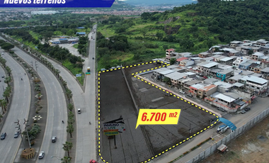 Norte de Guayaquil, Venta de excelente terreno de 6700 mts2 al Pie de Av Principal