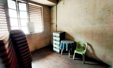 OPL-For Sale: Apartment in Pasay City