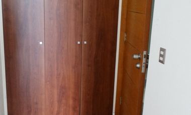 4100 UF , AMPLIO Y ACOGEDOR DEPARTAMENTO UBICADO EN LA FLORIDA 80 Mt2 Totales , 3 DORMITORIOS , 2 Baños 1 En Suite, Walking Closet