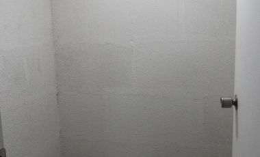 4100 UF , AMPLIO Y ACOGEDOR DEPARTAMENTO UBICADO EN LA FLORIDA 80 Mt2 Totales , 3 DORMITORIOS , 2 Baños 1 En Suite, Walking Closet