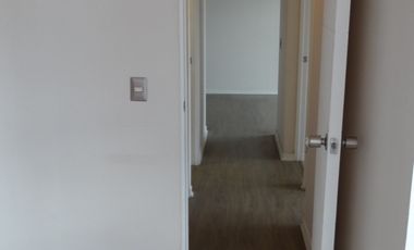 4100 UF , AMPLIO Y ACOGEDOR DEPARTAMENTO UBICADO EN LA FLORIDA 80 Mt2 Totales , 3 DORMITORIOS , 2 Baños 1 En Suite, Walking Closet