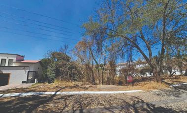 LAS CAÑADAS LOTE EN VENTA SEMIPLANO CON GRAN EXTENSIÓN