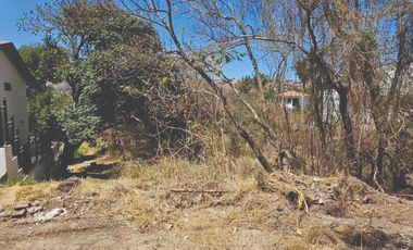 LAS CAÑADAS LOTE EN VENTA SEMIPLANO CON GRAN EXTENSIÓN