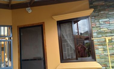 House and Lot in within the center of Bambang
