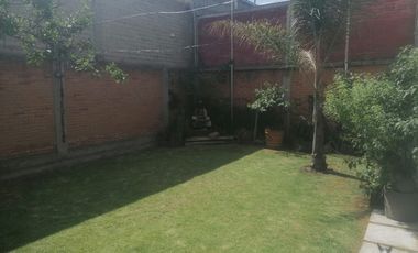 Casa en venta super ubicada. A 5 cuadras de tollocan y 2 de las torres. Salida rápida a México