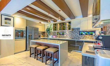 Luxury House in Paranaque