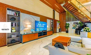 Luxury House in Paranaque