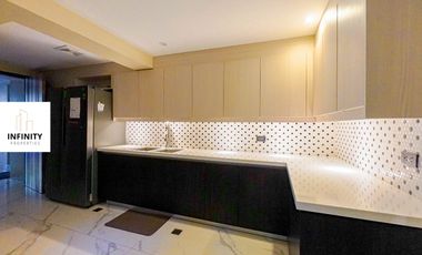 Luxury House in Paranaque