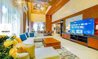 Luxury House in Paranaque