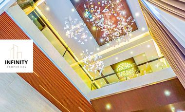 Luxury House in Paranaque