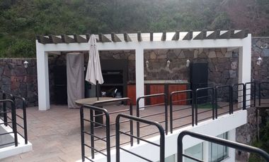 VENTA DE CASA SOBRE UN ÁREA DE TERRENO DE 1,621.77m2 EN URB. SANTA MARÍA – CUSCO